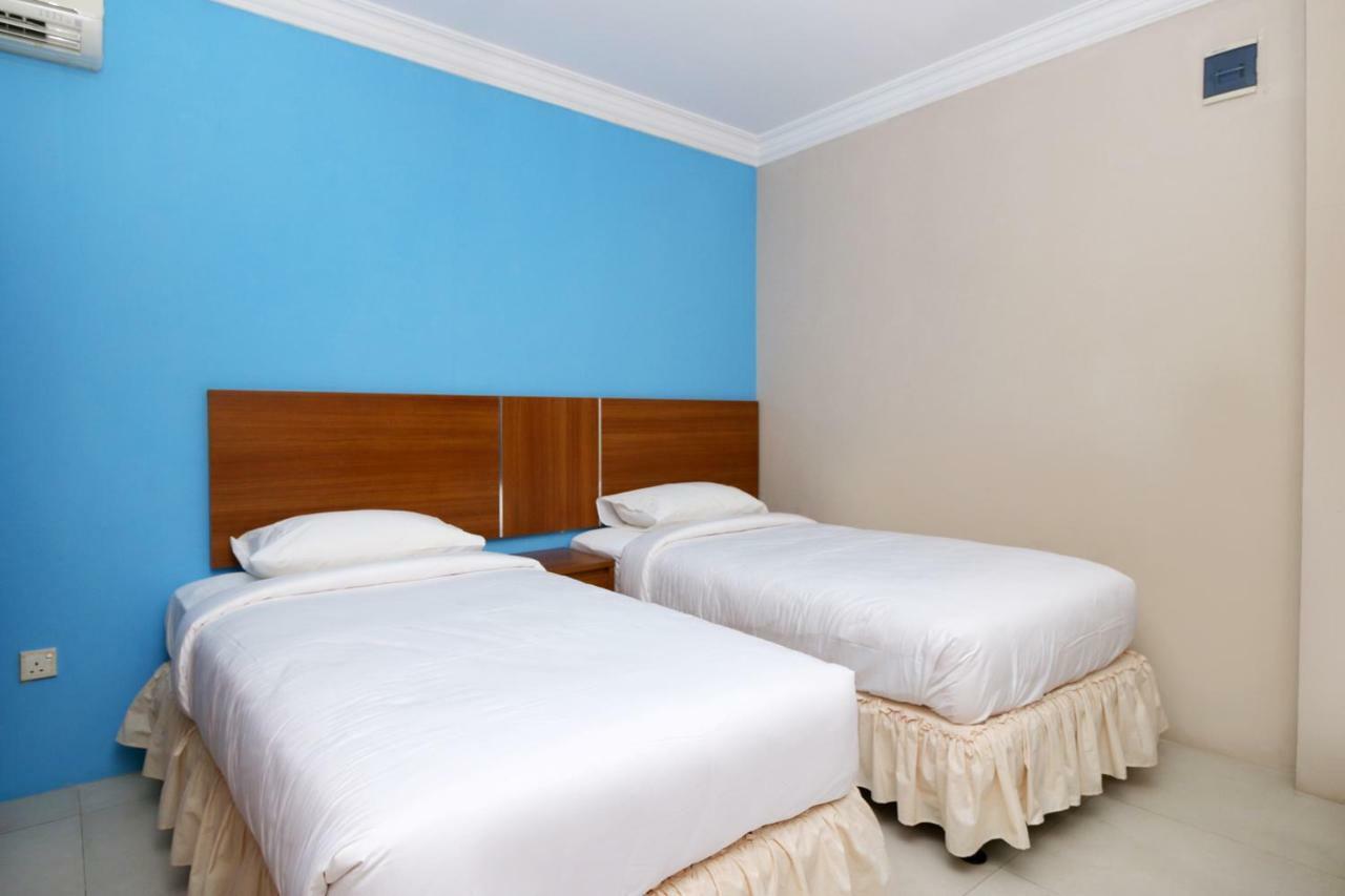 Safina Inn Syariah Sekupang Batam Exterior foto